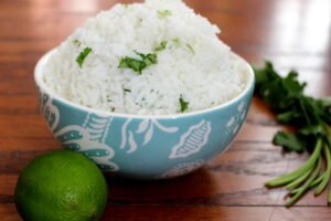 Brown Rice vs White Rice at Chipotle: Every Difference That Actually Matters